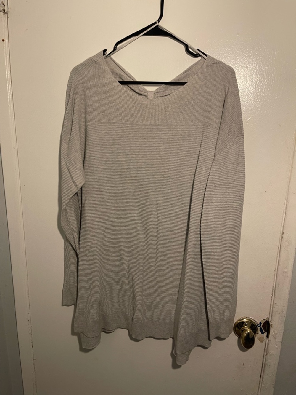 Elle Light Gray Ribbed Long Sleeve Knit Top